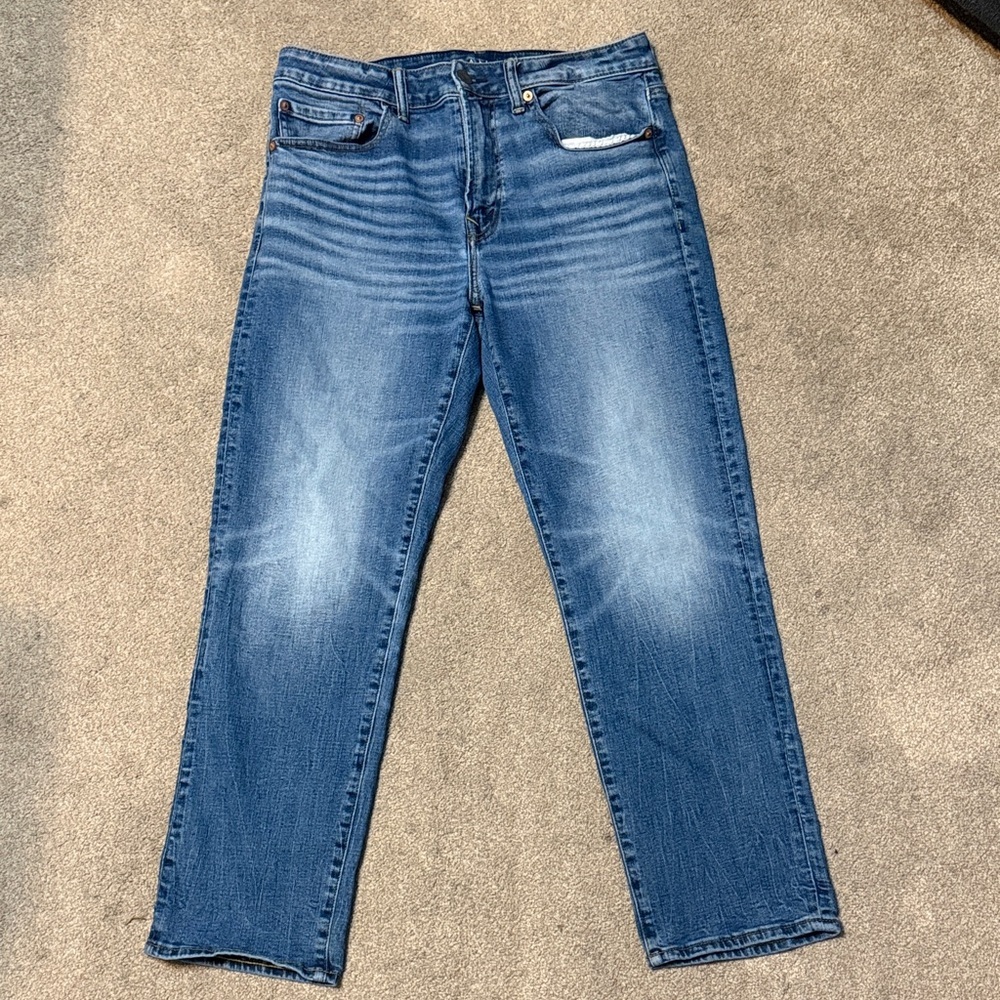 American Eagle Light Wash Athletic Straight Leg Jeans Size 32 X 30